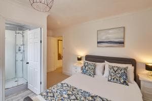 Host & Stay - The Old Chapel Image 5