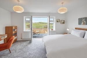 Host & Stay - Highfield House Image 2