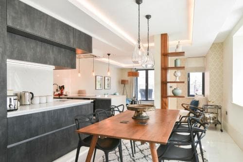 The Old Fire Station Luxury Apartment Image 3