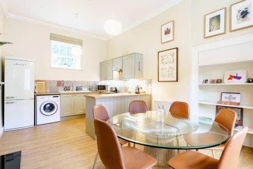 Stable Cottage Image 2