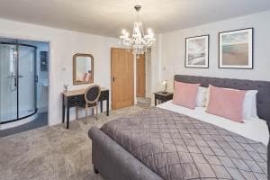 Host & Stay - Glencoe Apartments Image 9