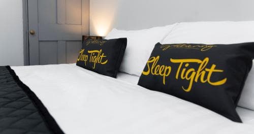 The Clifford Gathering York - Sleeps Up To 10 Image 3