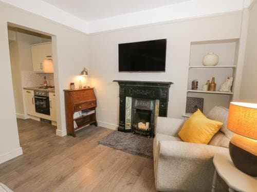 64 Potter Hill Image 2