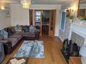 Whitby Harbour Side Apartment Image 2