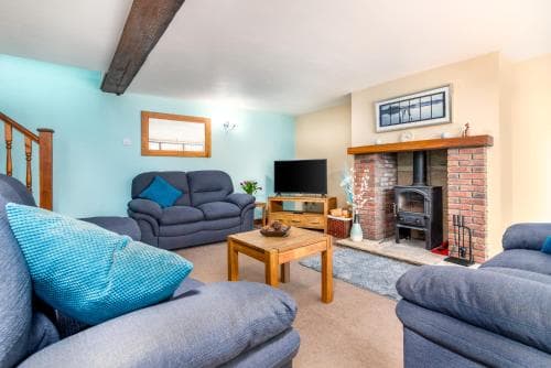 MILLSTONE COTTAGE - Yorkshire Coast Holiday Lets Image 3