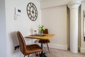 56 Cocoa Suites (parking included) Image 2