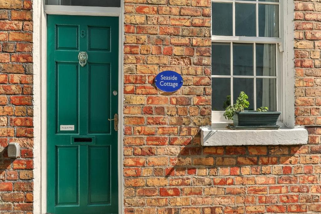 Seaside Cottage Image 1