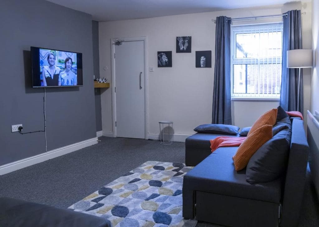 Springs Apartment Image 2