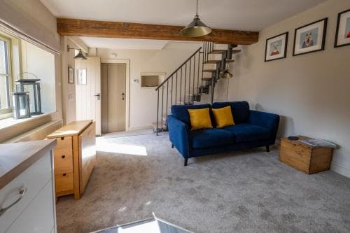 Thornes Cottage Image 2