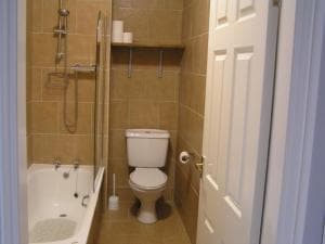 2 Beach House Image 3