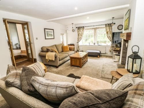 Springhead Cottage Image 3