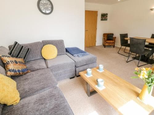 Sail Away, 17 Union Mill Image 3