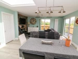 Meadowbank Lodge Image 2