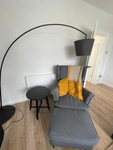 Modern & Spacious Home with Garden and Parking Image 2