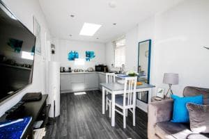 Little Ings, Modern, idyllic hideaway in Yorkshire market town Image 3