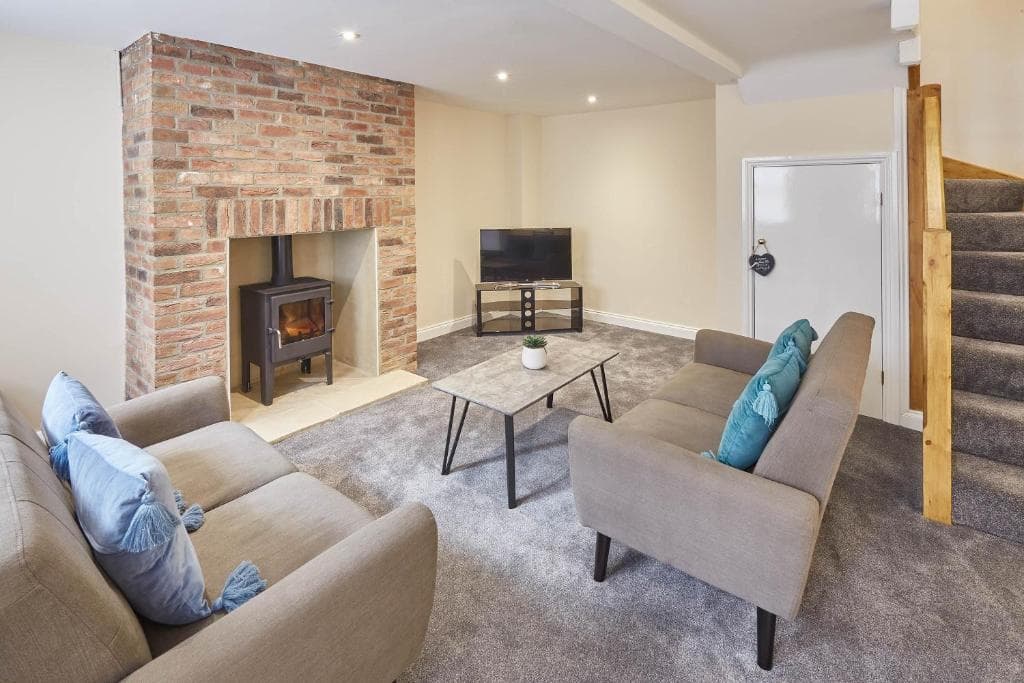 Host & Stay - Abbey View Cottage Image 1