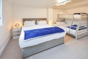 Host & Stay - Sandside Beach House Image 1