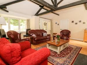 Claire Cottage Image 2