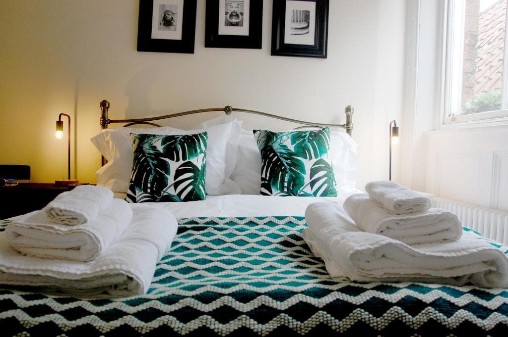 Romantic hideaway perfect for two Image 3