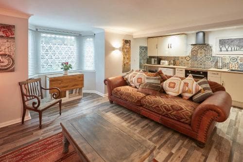 Host & Stay - The Milton Image 4