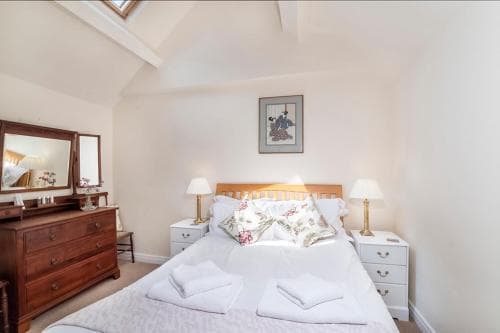 Cavalier Cottage Image 2