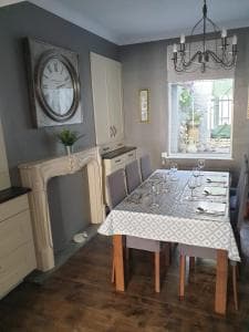 Maison Gray - Dog Friendly, Central Location Image 2