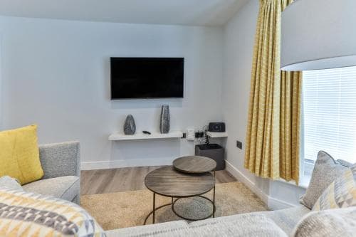 13 Belle House - Apartment 1 Image 7