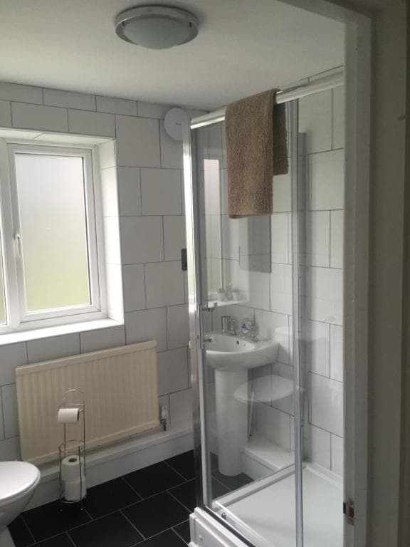 Salmon Leap Hotel Image 3