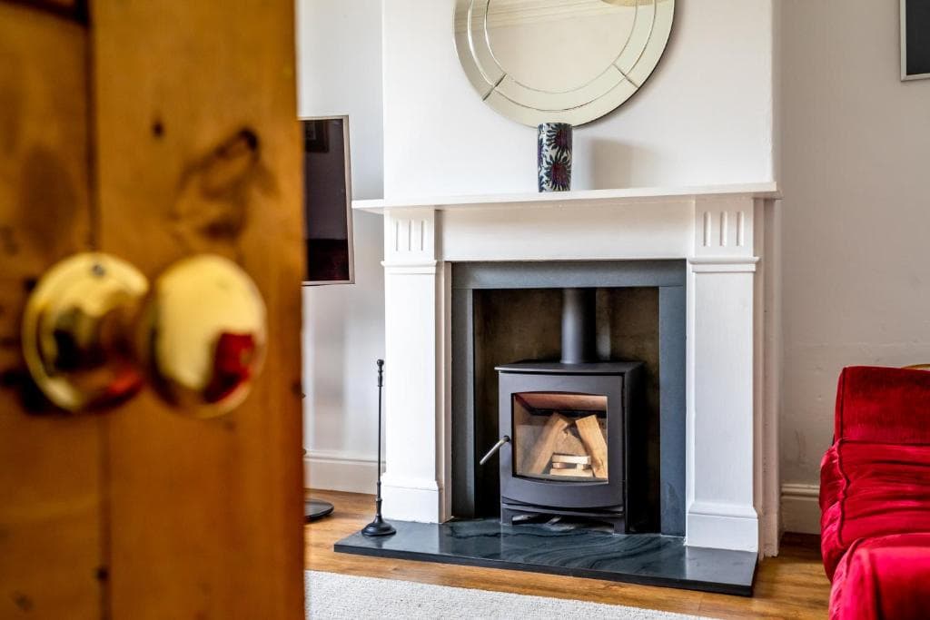 76 Nunnery Lane Image 1