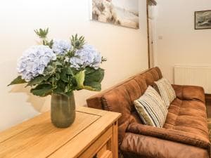 Wayside Cottage Image 2