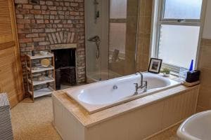 200 year old large townhouse with sea views Image 2