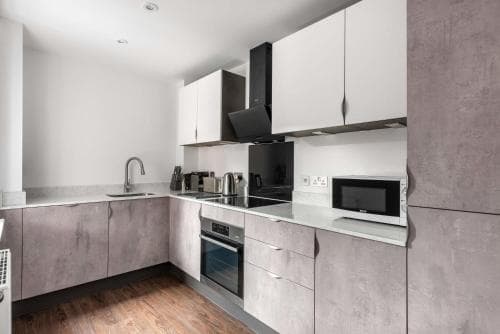 Fantastic Brand New Apartment In The Heart Of York Image 3