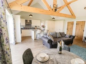 Stag Cottage Image 3