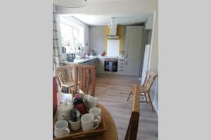 A Mile to The Beach Image 2