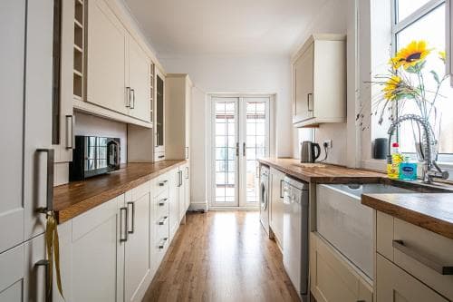 Regent House Image 3