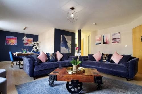 The Riverside at Woodsmill Quay with parking Image 3