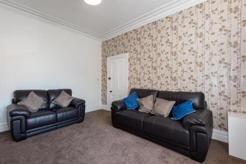 Queen Street Image 3