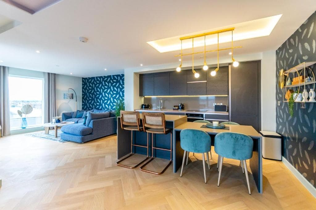 HQ Penthouse Image 3