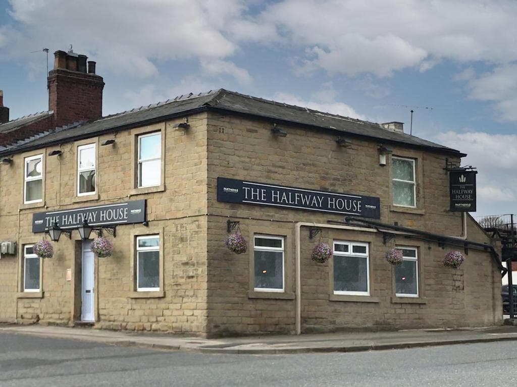The Halfway House Inn Image 1