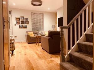 WESTREACH Filey - a 4 Bedroom, all en-suite sleep 8 Townhouse Image 2