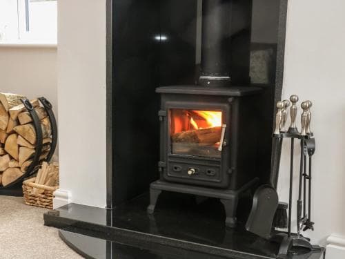 Holly Farm Cottage Image 2