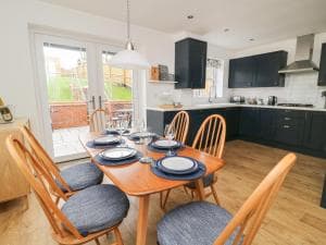 Holly Farm Cottage Image 3