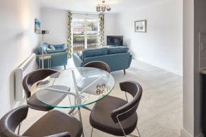 Host & Stay - Shipwrights Eskape Image 2