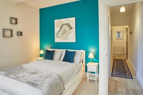 4 Blue Bridge Court Image 3