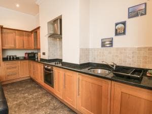 Flat 4, Whitby Image 2