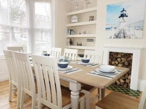 31 Trafalgar Square, Scarborough Image 1