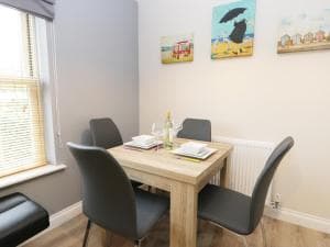 Rosie's Retreat, Filey Image 2