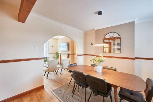 Blue Sky 3 Bedroom Cottage Whitby Image 3