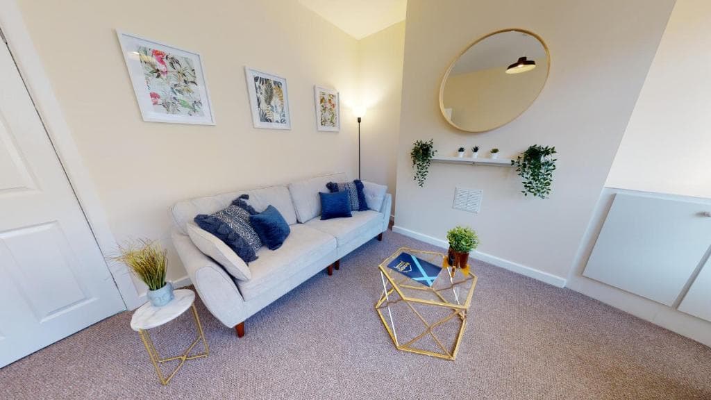 Schofield House Image 3