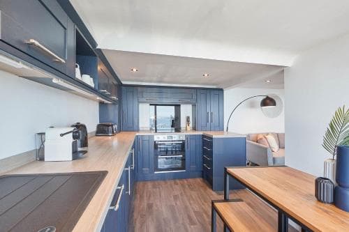 Host & Stay - Sand & Surf Image 10